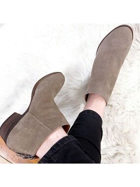 Lucky Brand Bremma Suede Ankle Booties